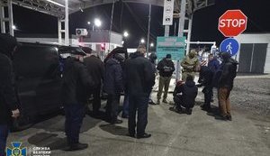 СБУ викрила виробників фейкових ПЛР-тестів для мандрівок у Крим