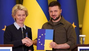 Зеленський привітав відкриття першого кластера переговорів з ЄС