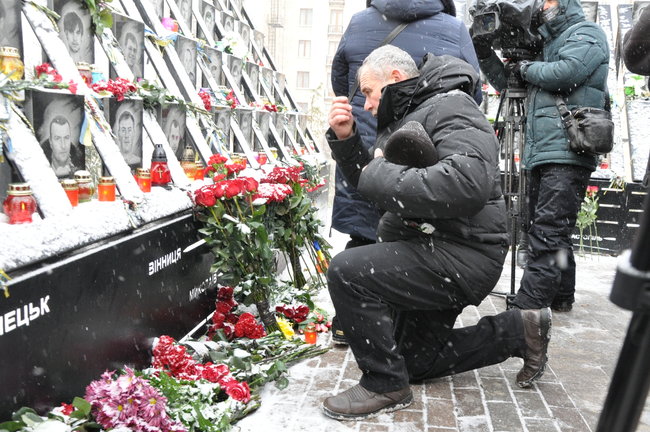 Kyiv marks anniversary of deadly shootings during EuroMaidan protests 33