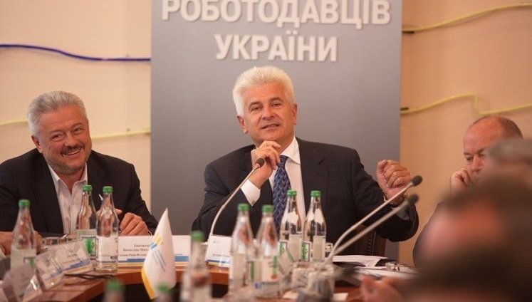 Країна має надати механізм повернення українських заробітчан на Батьківщину, - глава Ради Федерації роботодавців Олійник