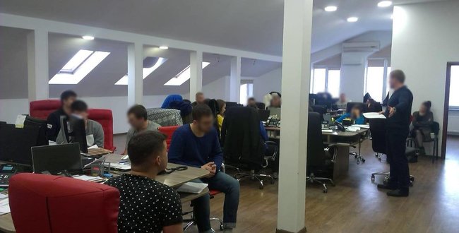 Киберполиция задержала организаторов мошеннических бирж 07