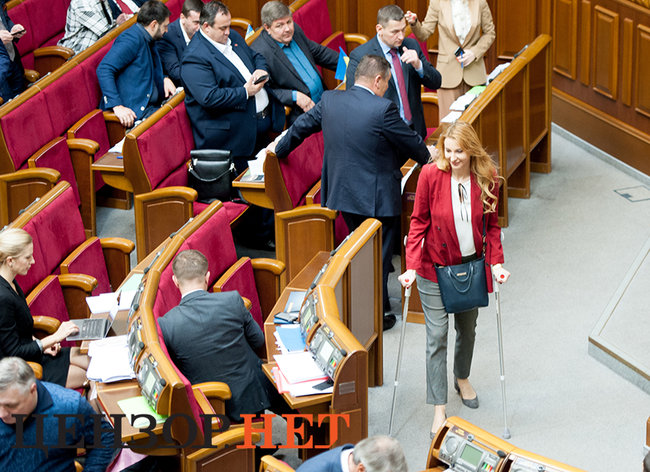 Розмова Ляшка і Воропаєва, нарада Батьківщини, бесіда Кононенка і Москаленка та Рибчинський, який вивчає акаунт Чудновського, - день роботи Ради 8 листопада 19