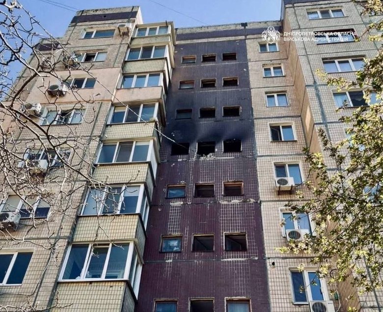 Удар РФ по багатоповерхівці у Кривому Розі