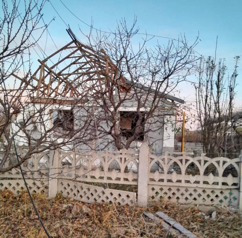 Наслідки обстрілу Новоберислава на Херсонщині 02