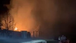 Бійці бригади "Азов" вперше застосували НРК для гасіння пожежі після атаки під Краматорськом. ВIДЕО