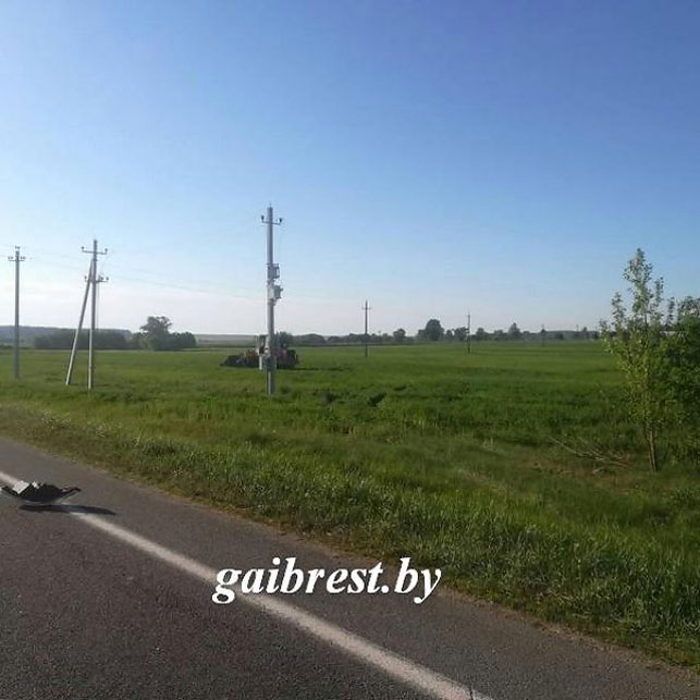 Ukrainian junior football teams van crash in Belarus claims life of teenager, another six injured 05