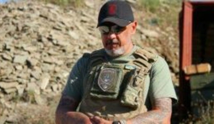 Куратор батальона "Кривбасс" Николай Колесник: "Руководитель Генштаба уже давно должен сидеть на одной табуретке с Назаровым"
