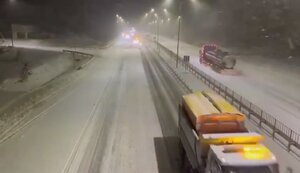 Въезд в Киев крупногабаритного транспорта закрыт из-за снегопада