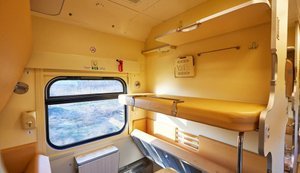 "Укрзалізниця "отримала 6 нових вагонів українського виробництва