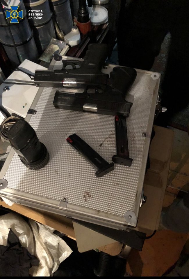 СБУ заблокировала деятельность разветвленной антиукраинской сети, координировавшейся из-за границы 01