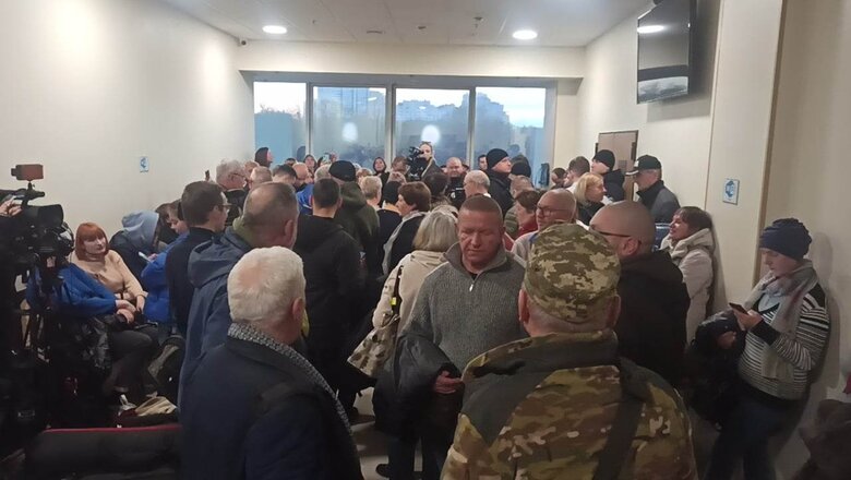 Court is considering appeal against detention of Colonel Chervinskyi 01