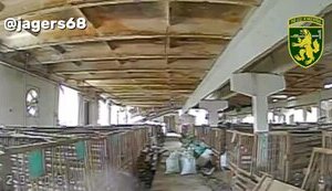 Бійці 68 ОЄБр вистежити російського штурмовика, який сховався в загоні для свиней. ВIДЕО