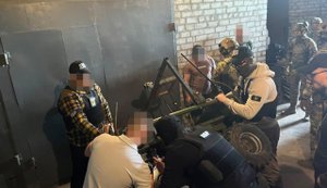 В Запорожской области ГБР разоблачило военнослужащих, которые продавали военную технику в интернете. ФОТОРЕПОРТАЖ