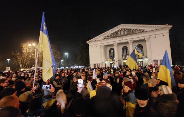 Пуй тобі, а не Маріуполь, - акція проти агресії РФ 06