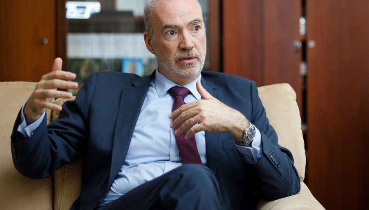 Франция в постоянном диалоге с Минобороны Украины касательно военной поддержки, - посол де Понсен