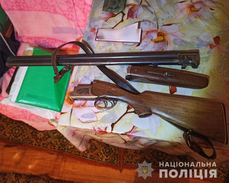 Схватился за сердце и упал: подозреваемый в убийстве лося браконьер умер при попытке побега от лесничих 01