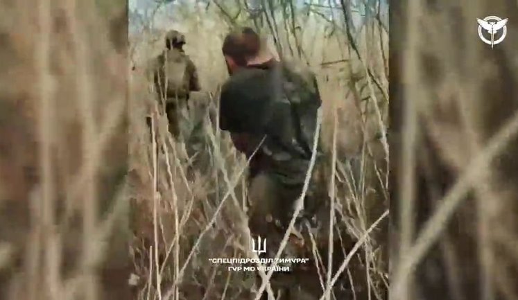 Українські розвідники за підтримки дронів знешкодили дві групи російського спецназу ГРУ. ВIДЕО