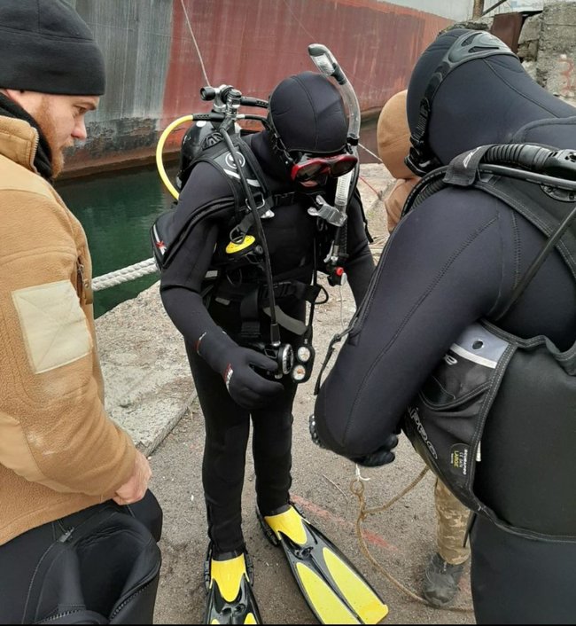 У ВМС України вперше в історії зявилася жінка-водолаз 03
