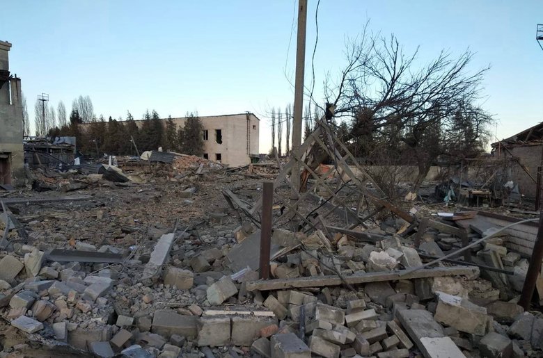 Russian troops launched missile strike on Baryshivka in Kyiv region 02