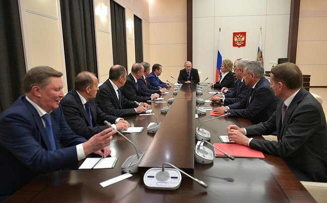 Путін провів Радбез щодо ситуації в церкві України 01
