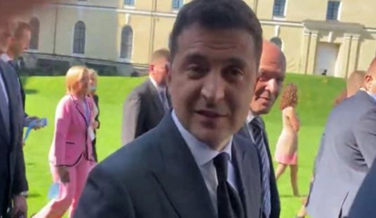 Зеленський про ймовірність другого терміну: "Краще виконаю все, що я обіцяв, і поїду відпочивати". ВIДЕО