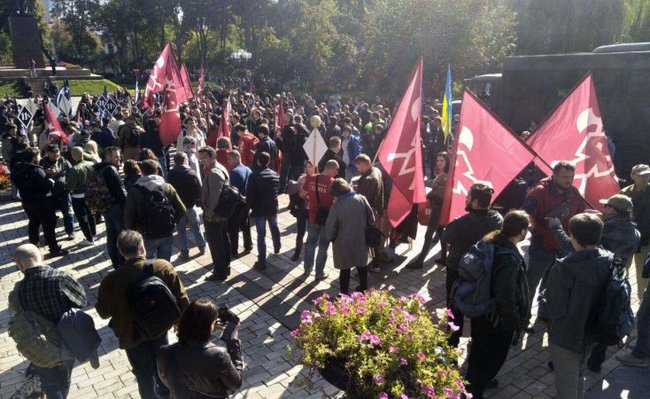У Києві відбувся марш за право на самозахист 02