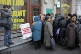 Наташа Витренко разогревает вкладчиков