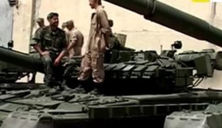 Бойцы 95-ой бригады получили первую партию модернизированных "летающих танков" - Т-80 с газотурбинным двигателем от ХБТЗ. ВИДЕО