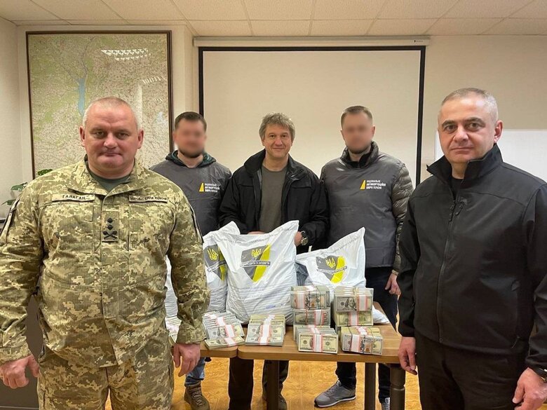 НАБУ передало ССО $6 млн, якими намагалися підкупити Ситника, - Шабунін 01