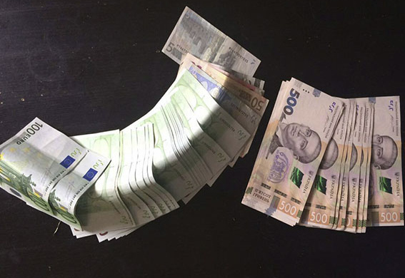 Затримано майора львівської поліції, який отримував по 500 грн з торгових точок 03