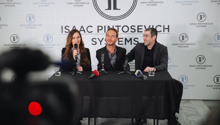 Нік Вуйчич у Києві виступив на тренінгу "Переможець лінощів. Життя без обмежень"