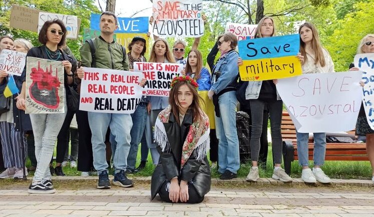 Action in support of defenders of Mariupol took place at Chinese Embassy in Kyiv. VIDEO&PHOTOS