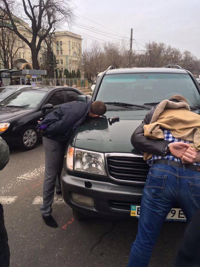 взятка одесса задержание