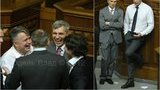 После драки в ВР "регионалы" веселятся вместе со "свободовцами". ФОТО