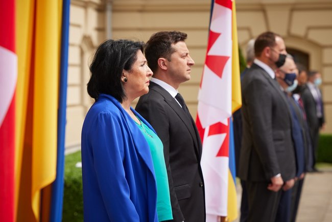 Розпочалася зустріч Зеленського і президентки Грузії Зурабішвілі 02