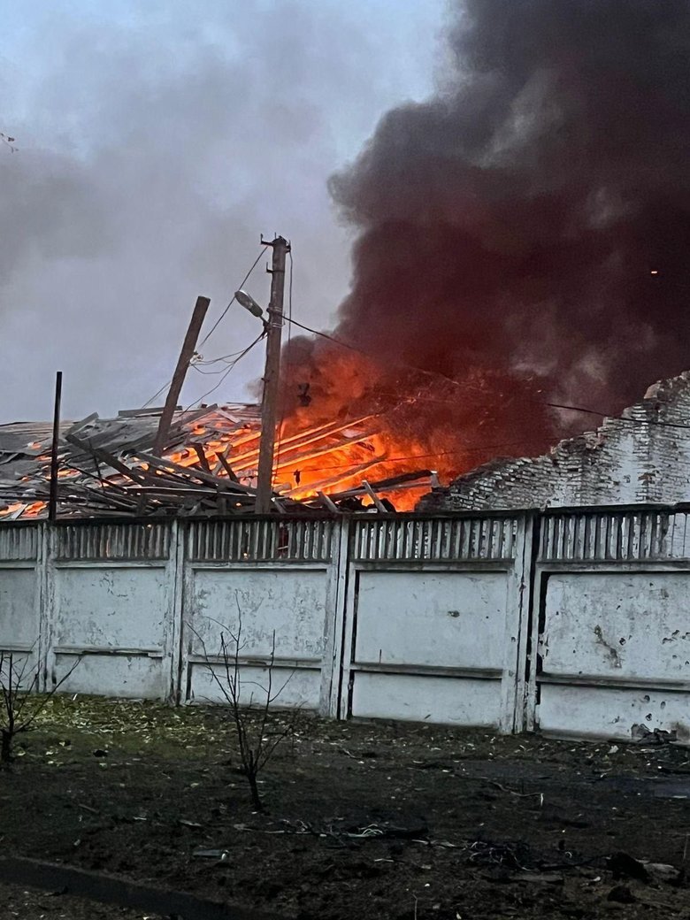 удар по складу з зерном