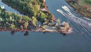 fighting for the islands on the Dnipro River