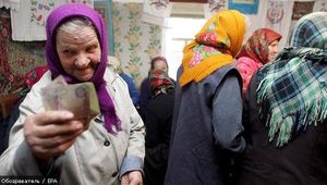 Ministry of Social Policy Promises to Eradicate ‘Pension Tourism’ in Donbas