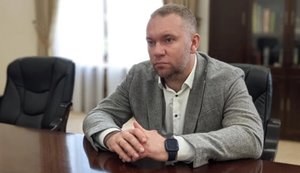 Експосадовця МЗС із Луганщини Банькова взяли під варту у справі про розкрадання 37 млн грн