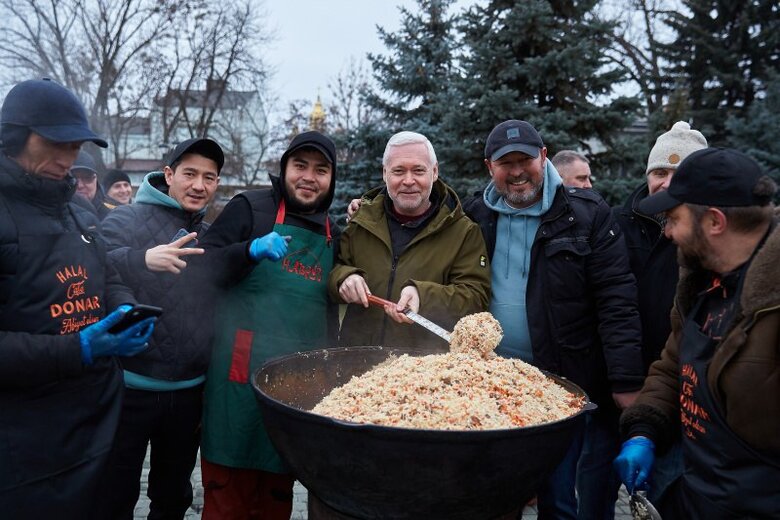 За підтримки посольства Казахстану в Харкові встановили юрту незламності 03