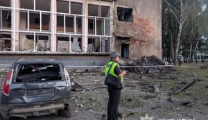 РФ атакувала місто Мена на Чернігівщині: 12 поранених, серед них – четверо дітей. ФОТО