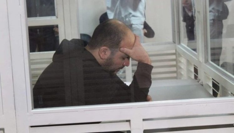 Один из подозреваемых в нападении на одесского активиста Михайлика пытался покончить с собой в СИЗО, - адвокат