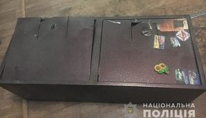 Нападение на маслозавод: неизвестные похитили 200 000 гривен. ФОТО