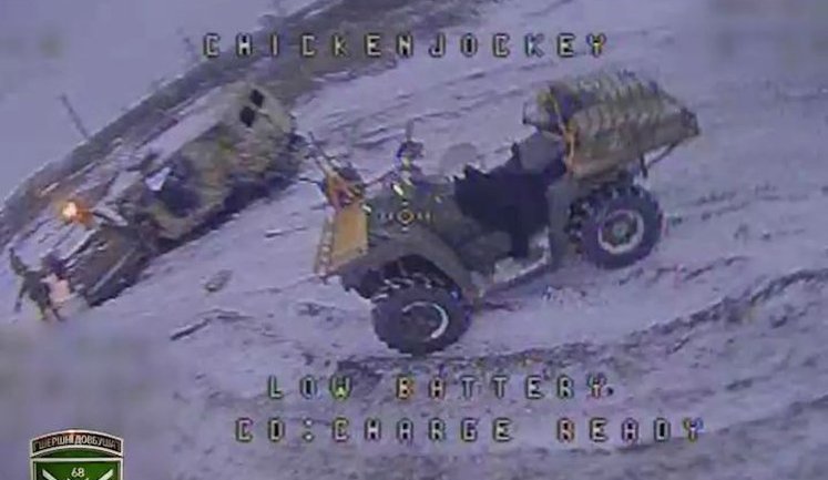 "Шершни Довбуша" превратили дороги возле Покровска в свалку металлолома от техники оккупантов. ВИДЕО