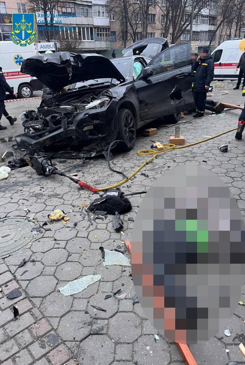 У Хмельницькому водії під наркотиками в'їхав у зупинку: загинули 3 особи