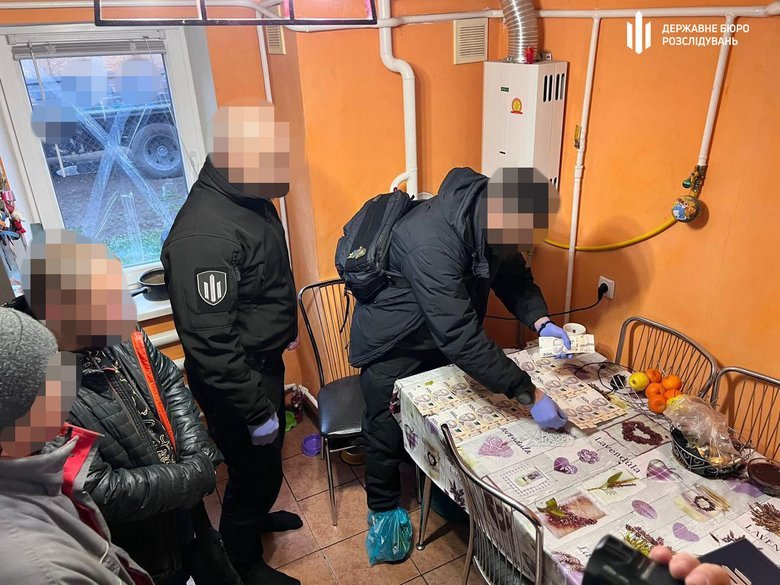 Разоблачена наркодилерша в Донецкой области