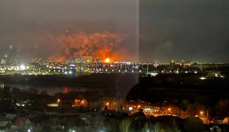 Chemical plant in Omsk, Russia, is on fire following a drone attack. VIDEO+PHOTOS