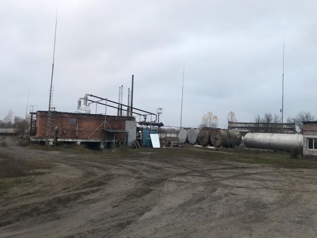 Співробітники ДФС ліквідували підпільний завод із виробництва ПММ 01