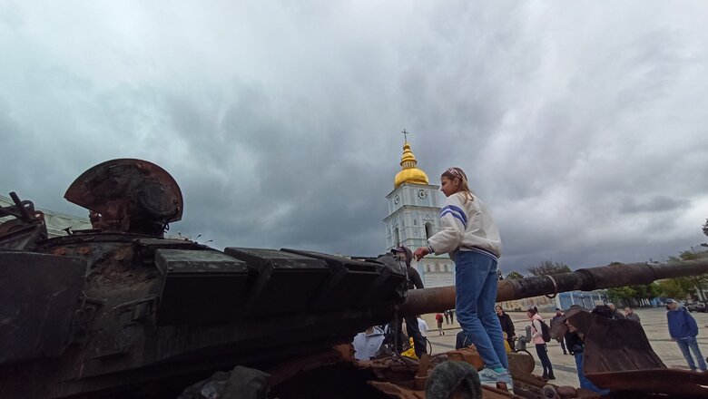Танк, БМД та Тигр: В центрі Києва відкрилась виставка демілітаризованої техніки російських окупантів 05