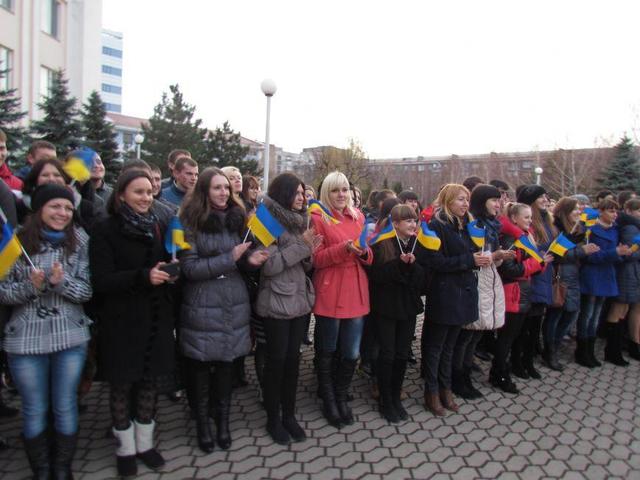 янукович людмила